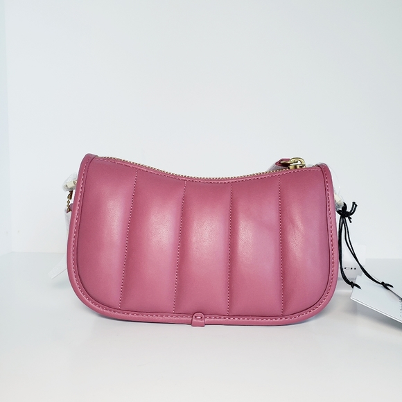 COACH | Quilted Swinger 20 Bag with Chain Strap - Picture 7 of 16